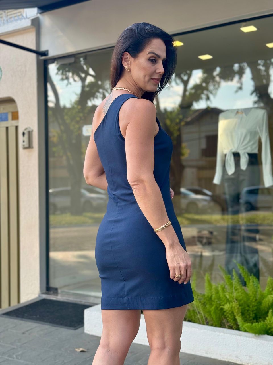 Vestido Curto Nula Manga Romana Azul Marinho