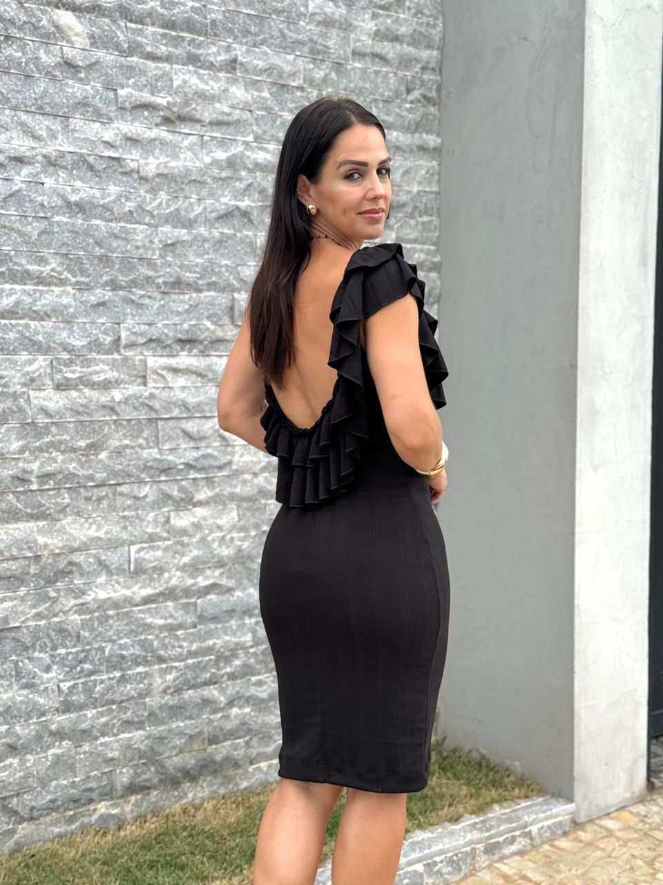 Vestido Tubinho Babados Verônica Preto