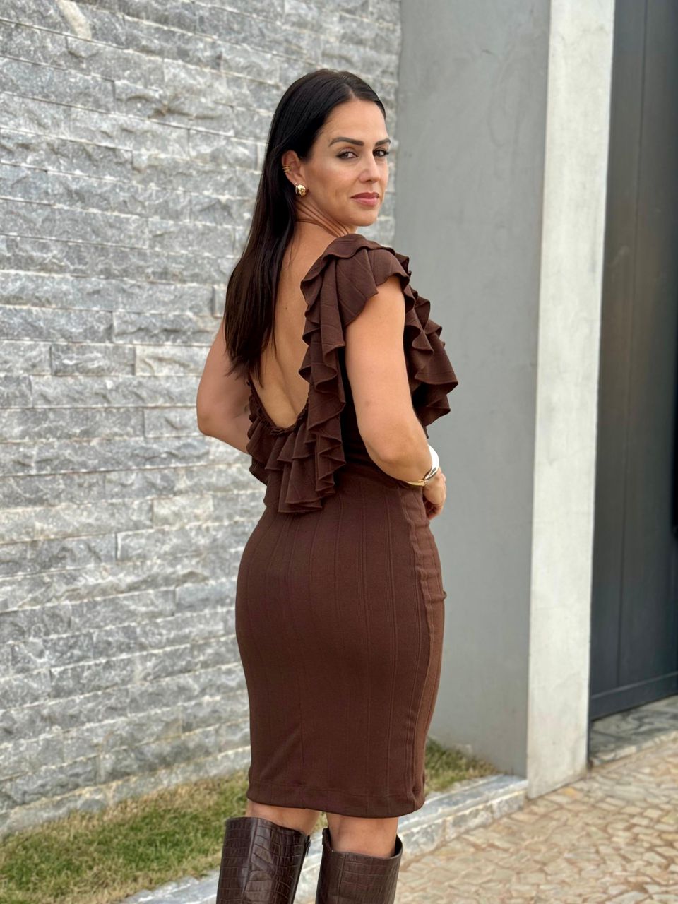 Vestido Tubinho Babados Verônica Chocolate