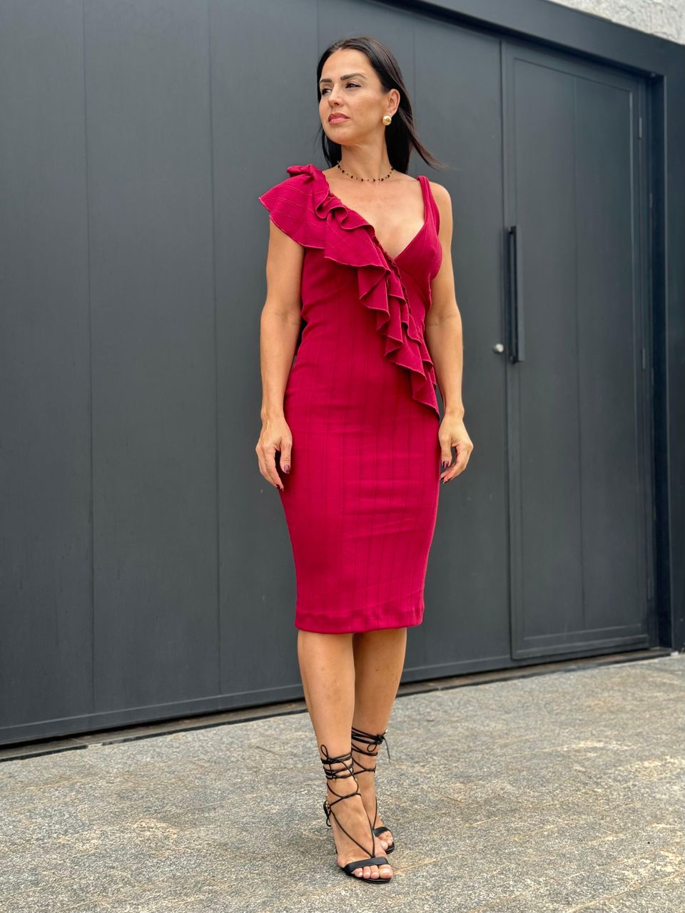 Vestido Tubinho Babados Verônica Cabernet
