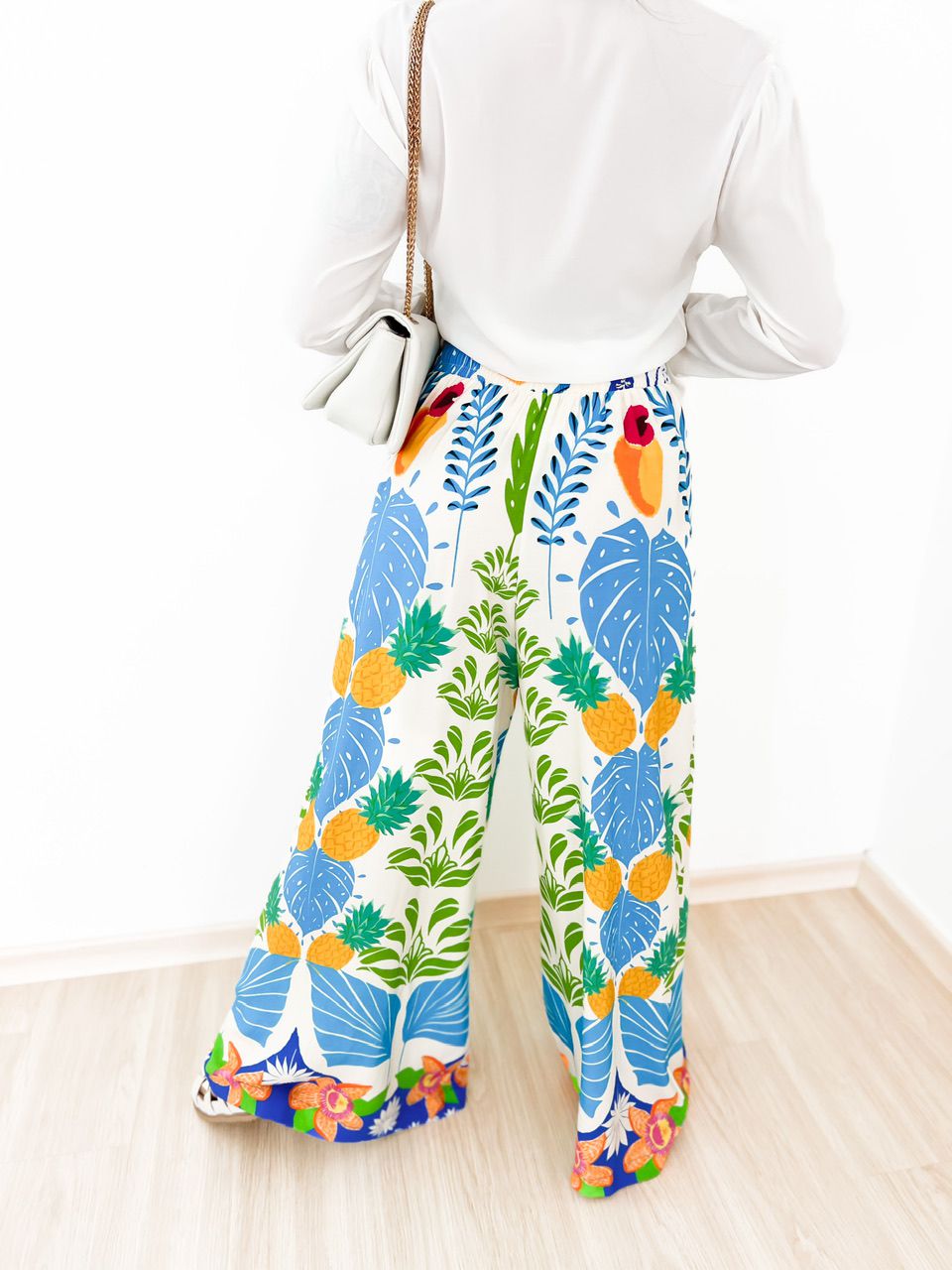CALÇA ESTAMPADA TROPICAL OFF