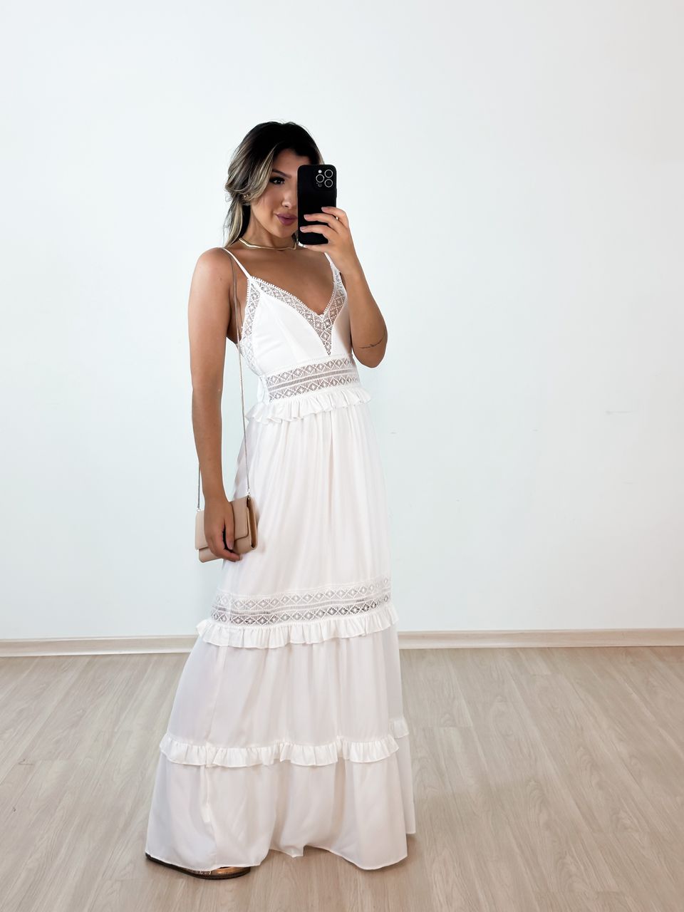 VESTIDO MICAELE RENDA OFF - 0042870048 - CAROLLA FERRARO