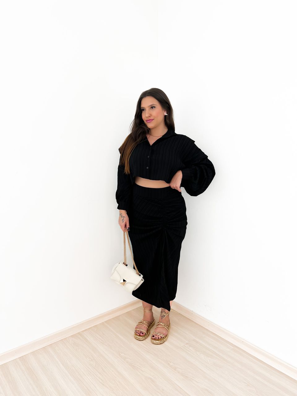 camisa cropped cf over Preta
