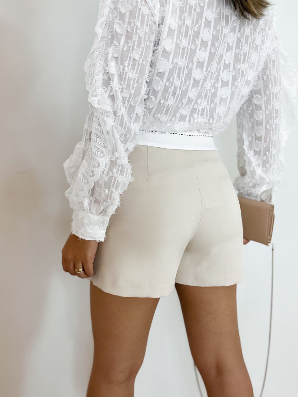 SHORT SAIA COLEGIAL Nude