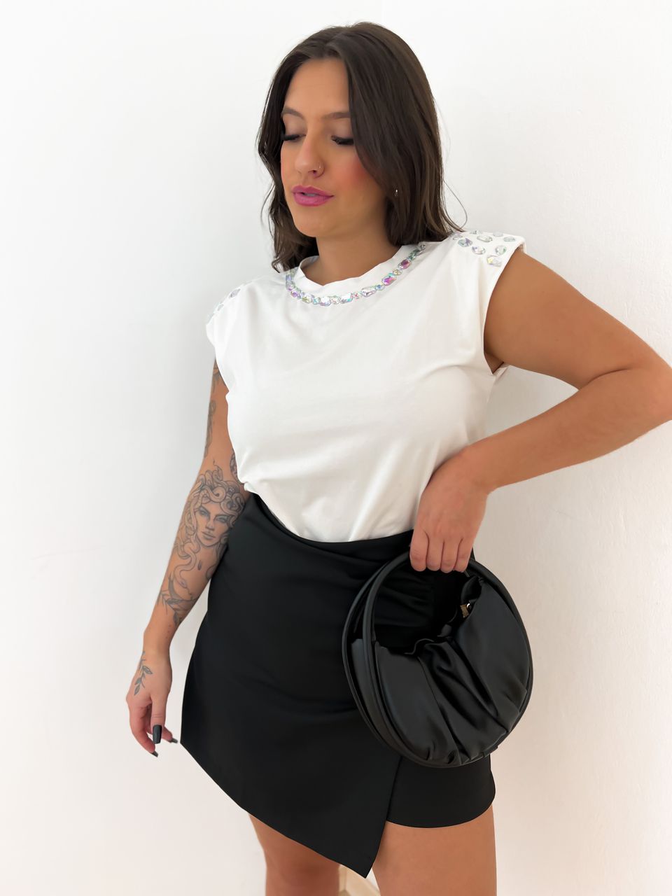 BLUSA MUSCLE PEDRARIA OFF - 0042570048 - CAROLLA FERRARO
