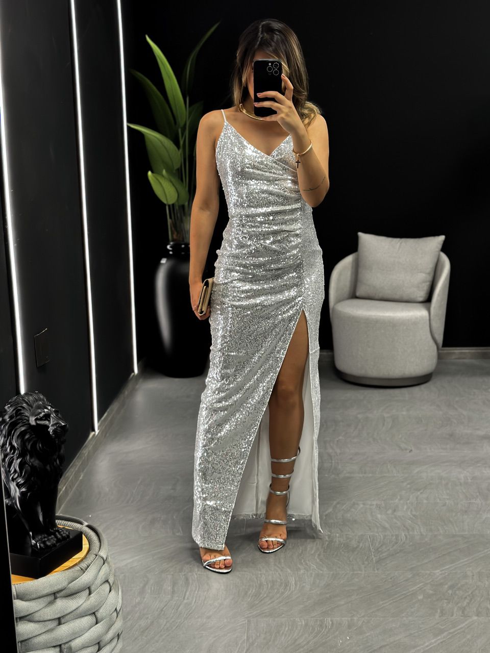 VESTIDO CAMILA PAETE PRATA