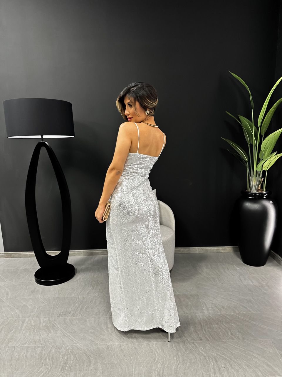VESTIDO CAMILA PAETE PRATA