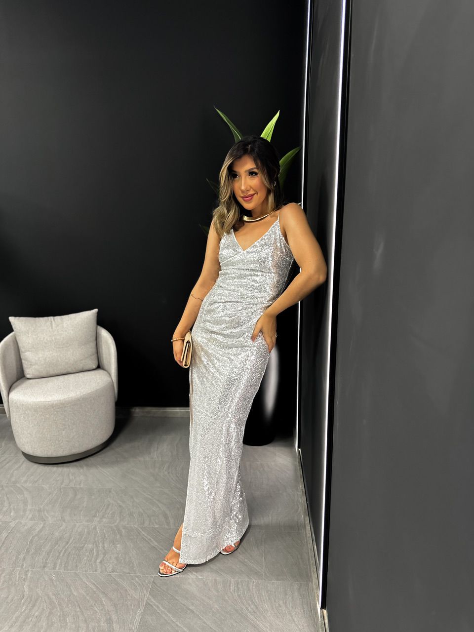 VESTIDO CAMILA PAETE PRATA