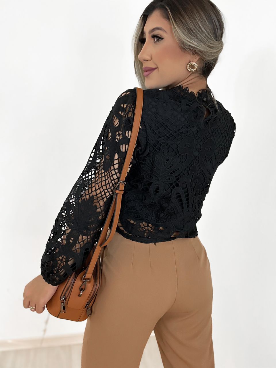 BLUSA RENDA Preta