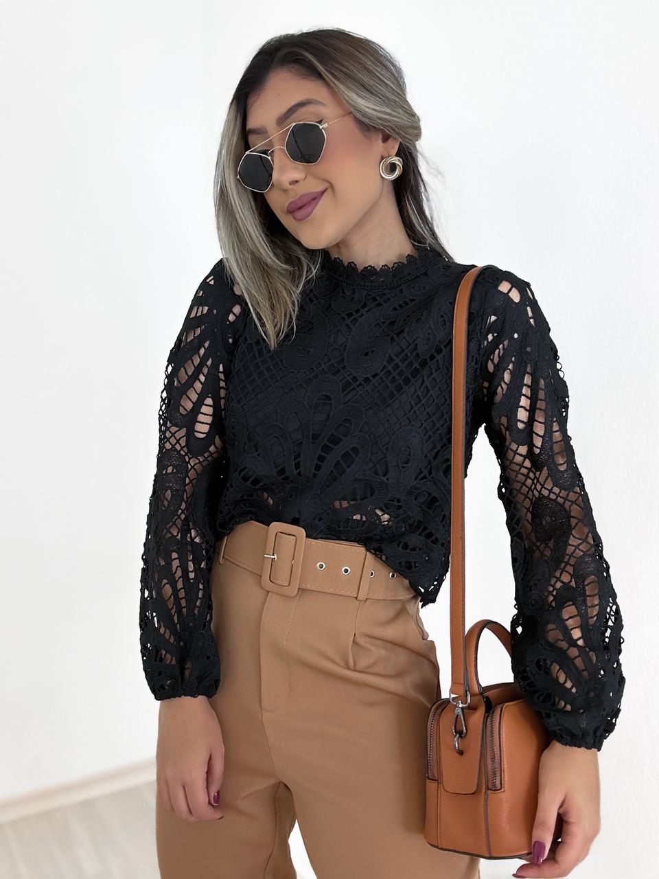 BLUSA RENDA Preta