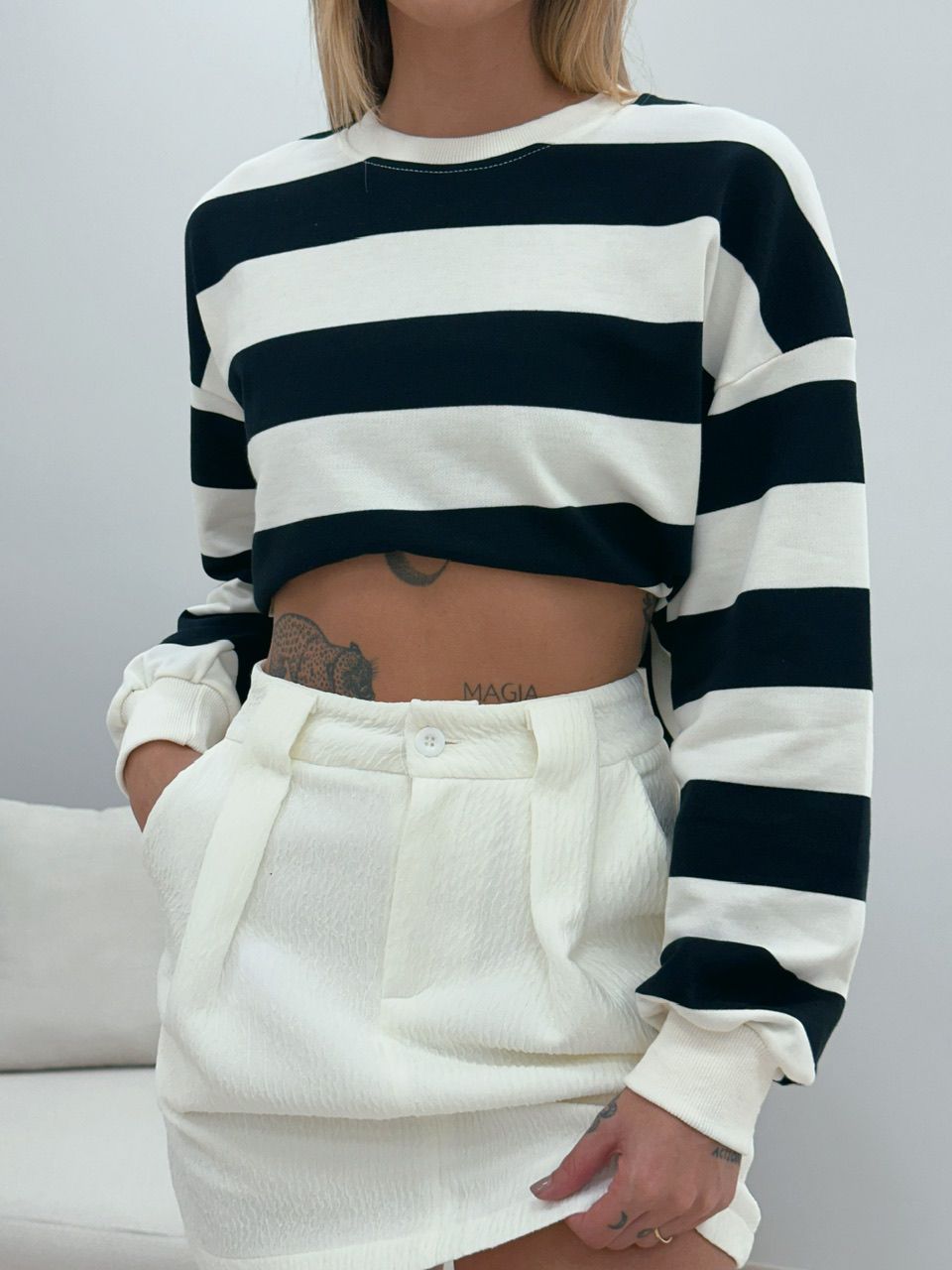 BLUSA MOLETINHO LISTRADA PRETO