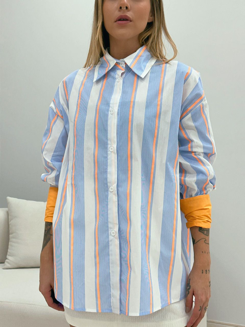 CAMISA NEON LISTRADA LARANJA