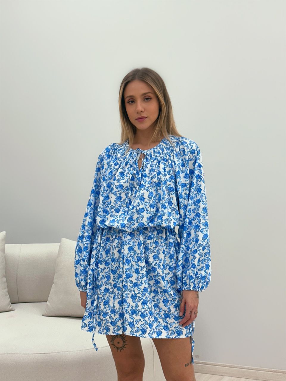 VESTIDO VITÓRIA MANGA AZUL