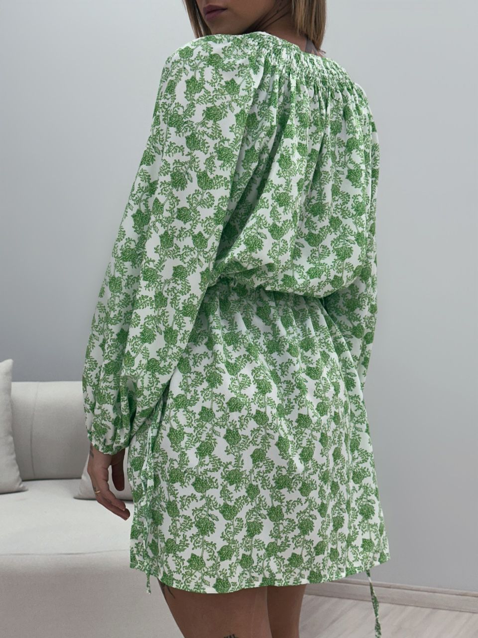 VESTIDO VITÓRIA MANGA VERDE