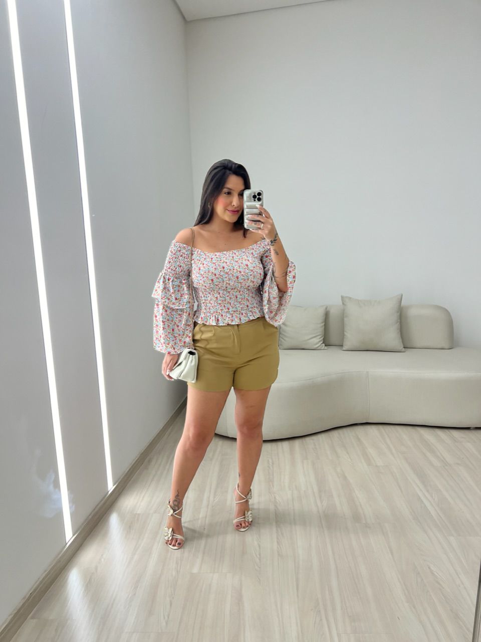 BLUSA LORENA LASTEX AZUL CLARO