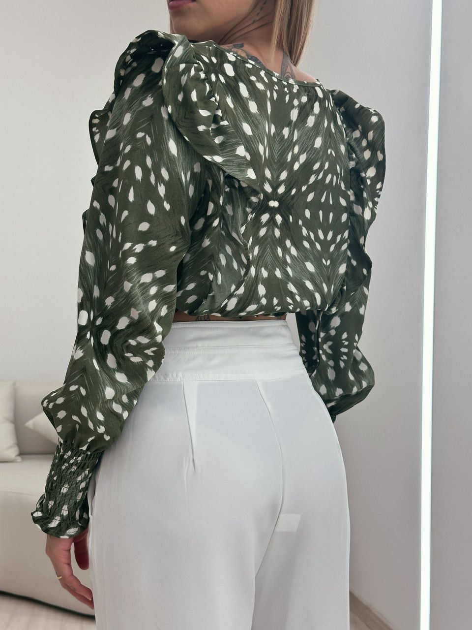 BLUSA REBECA MANGA VERDE