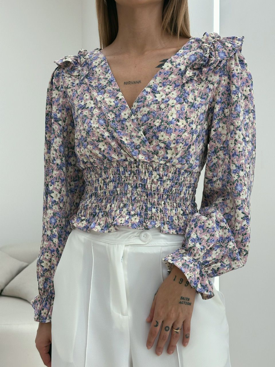 BLUSA YASMIN TRESPASSADA LILÁS