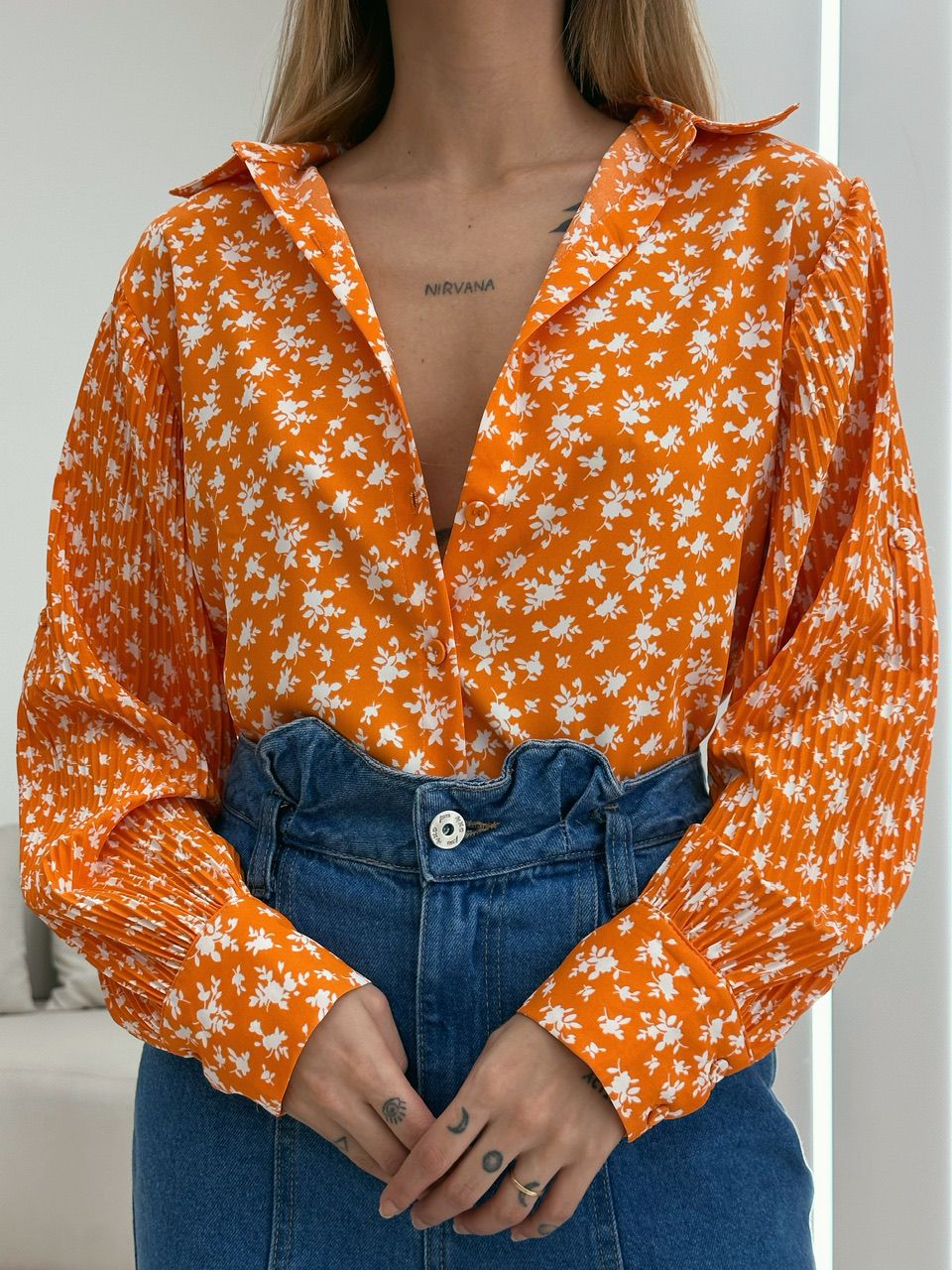 CAMISA FLORAL MANGA PLISSADA LARANJA