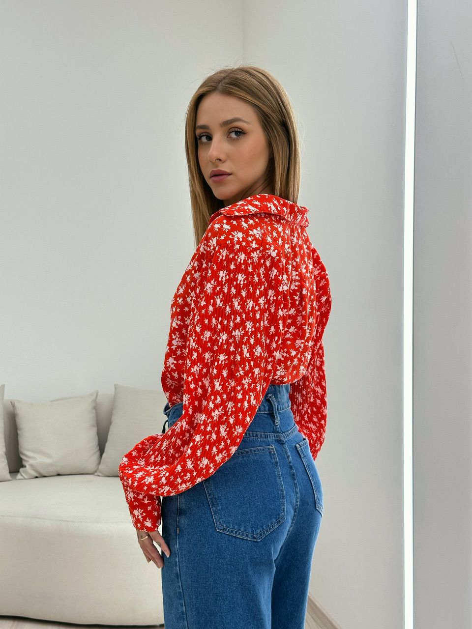 CAMISA FLORAL MANGA PLISSADA VERMELHA