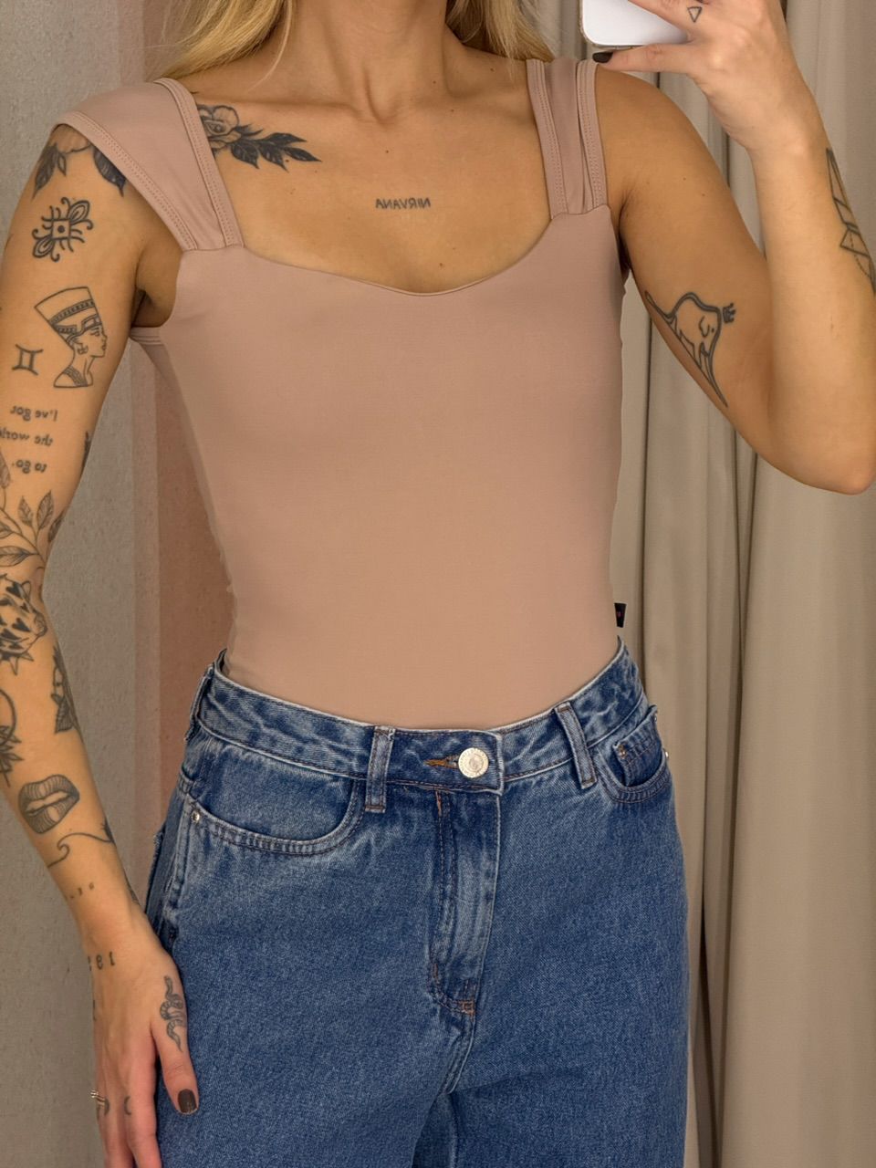 BODY RITA ALÇA GROSSA NUDE