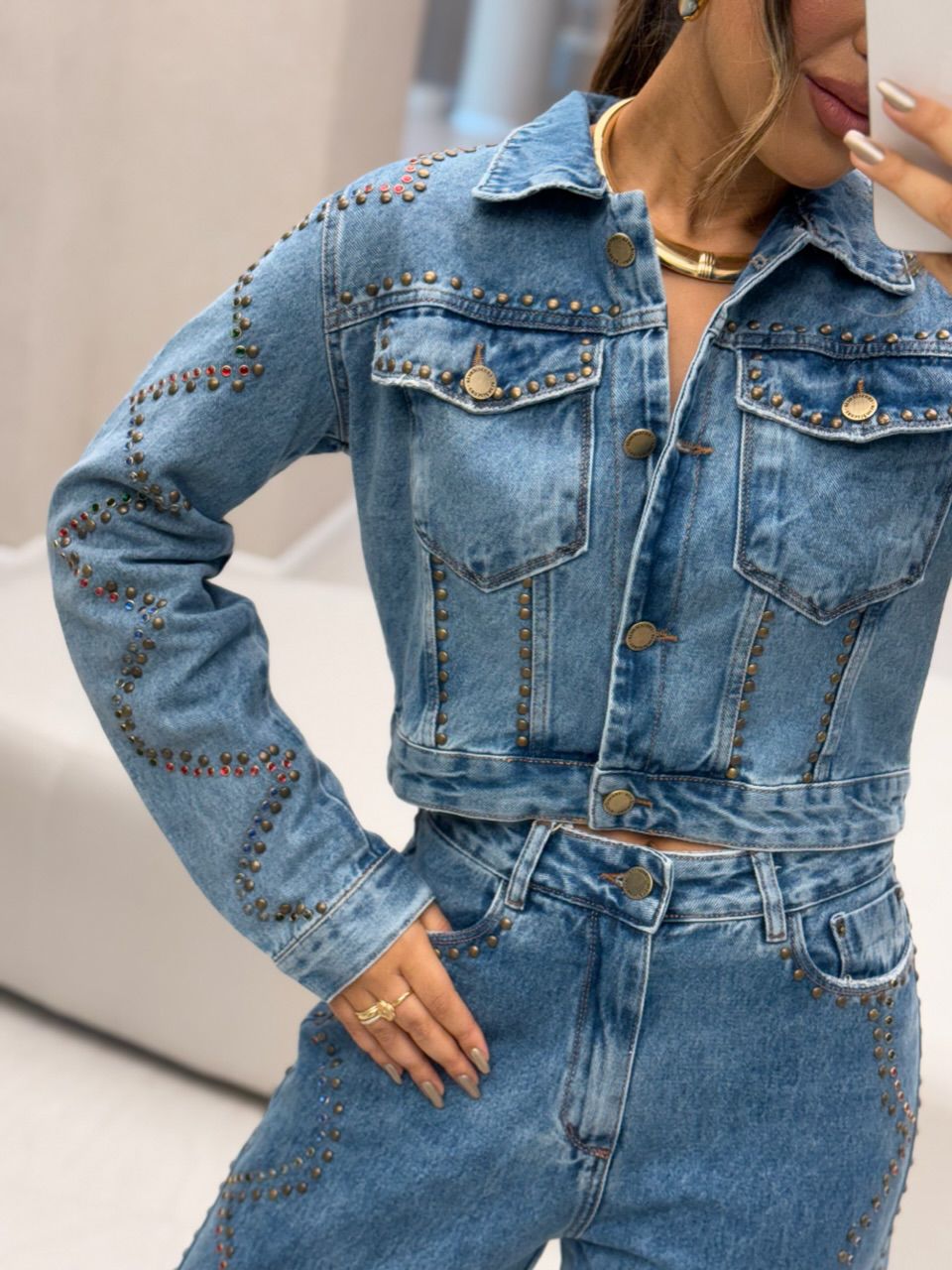 JAQUETA ISABELA APLICAÇÕES JEANS MÉDIO