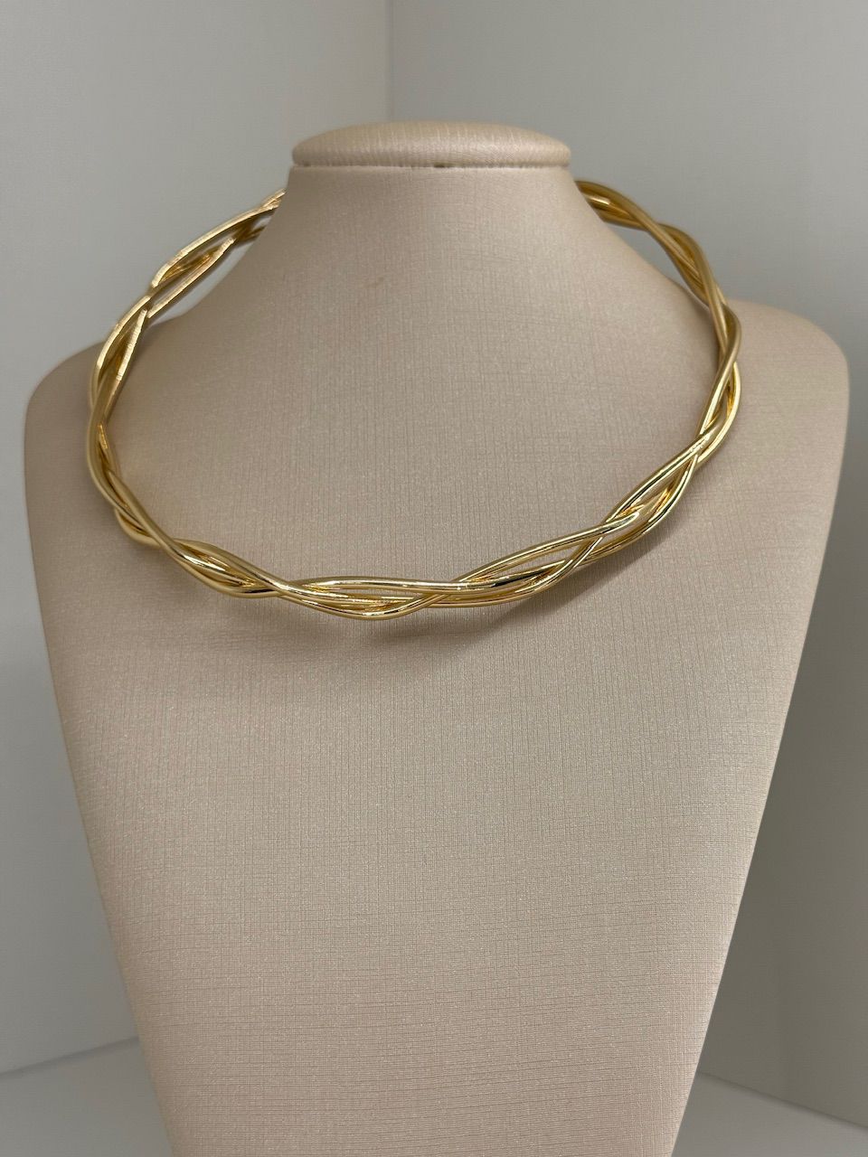 CHOKER VIVI TRANÇADA DOURADA