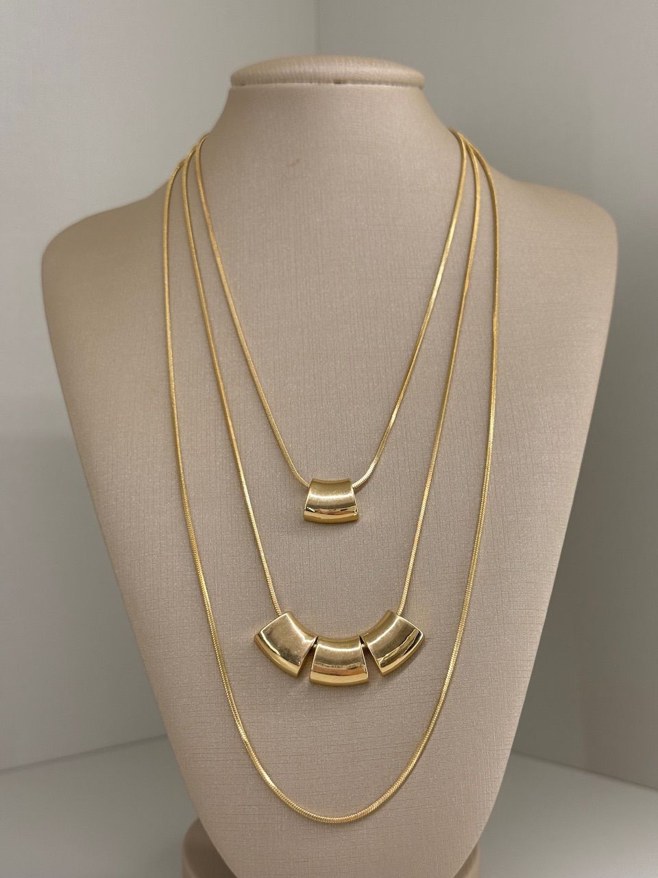 MIX MARCIA COLAR DOURADO