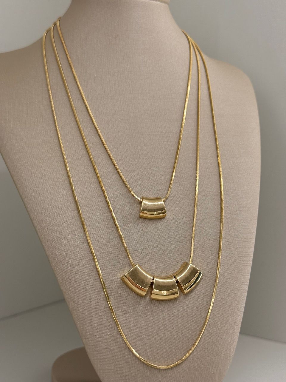 MIX MARCIA COLAR DOURADO