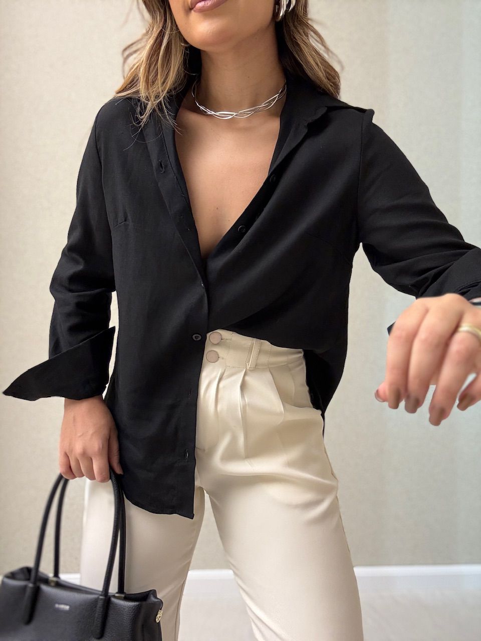 CAMISA ALANA LINHO Preta