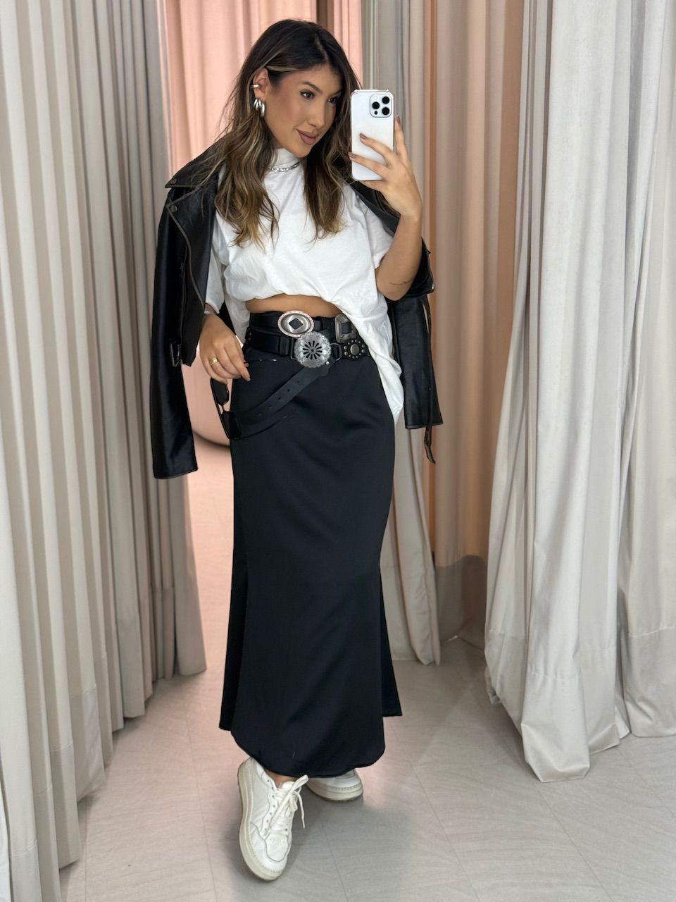 SAIA MARIA HELENA ACETINADA PRETA