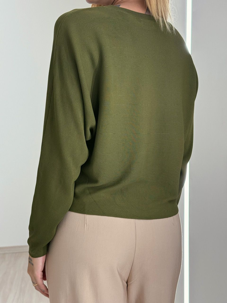 BLUSA CÁTIA MANGA LONGA VERDE OLIVA