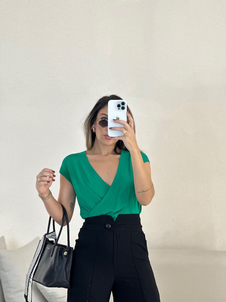 BLUSA TRESPASSADA TRICOZINHO VERDE - 0053660014 - CAROLLA FERRARO