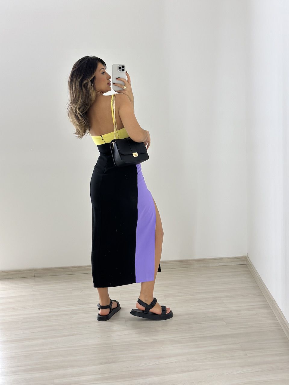 VESTIDO TRICOLOR MIDI AMARELO