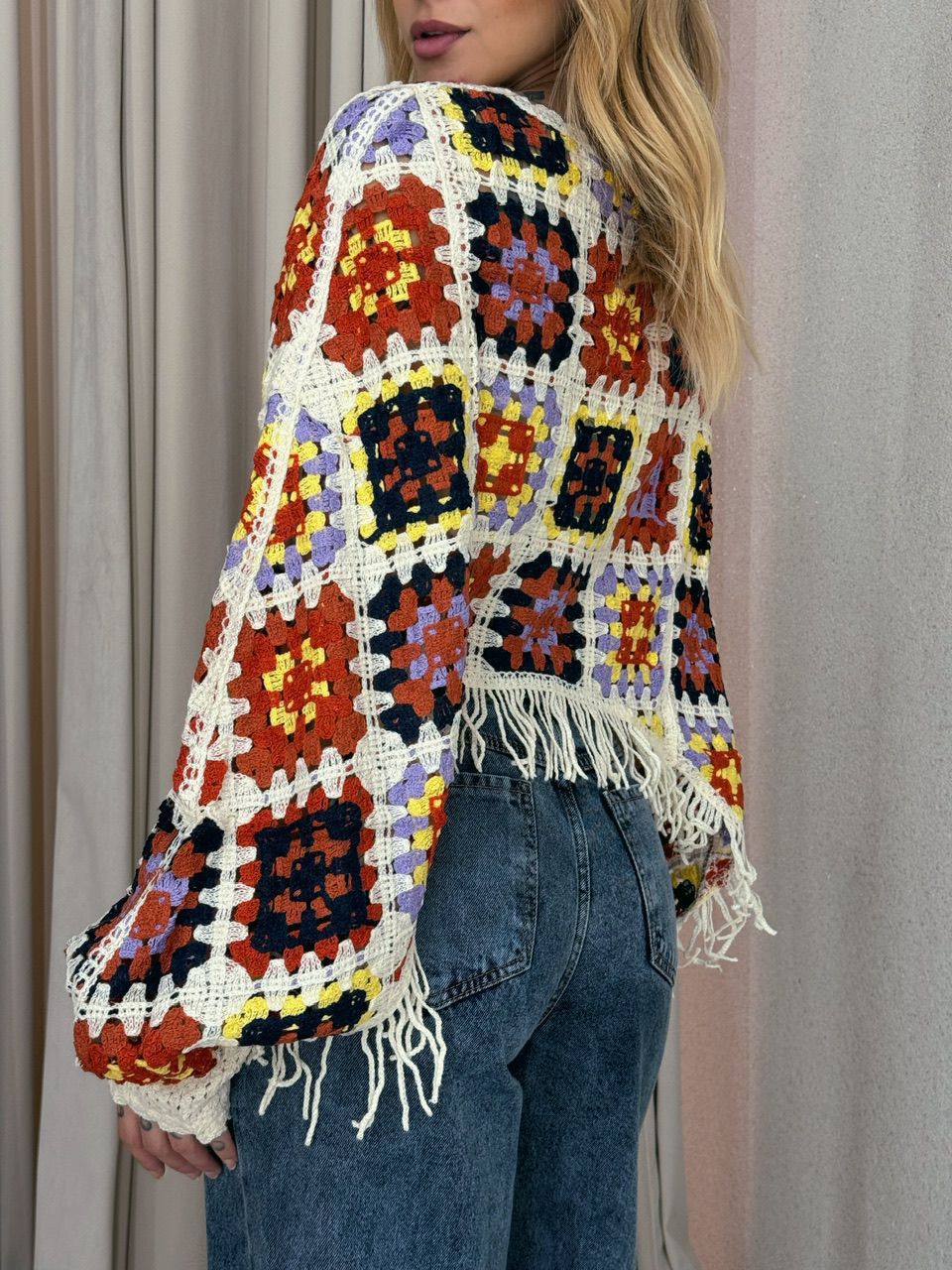 PONCHO CROCHÊ COLORS OFF