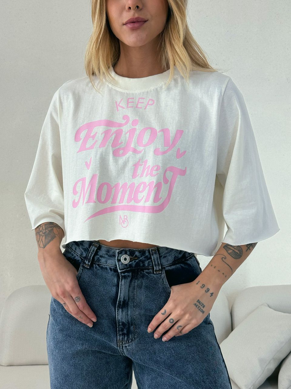 T-SHIRT ENJOY THE MOMENT OFF/ROSA
