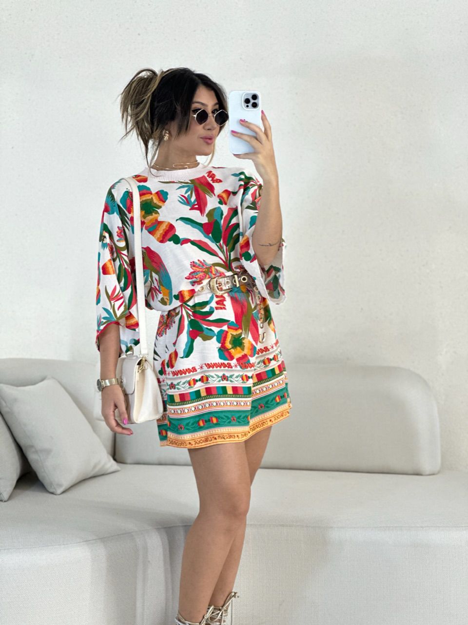 VESTIDO ESTAMPA ARARA OFF