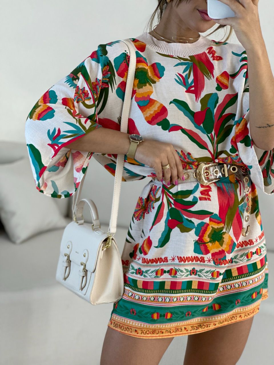 VESTIDO ESTAMPA ARARA OFF