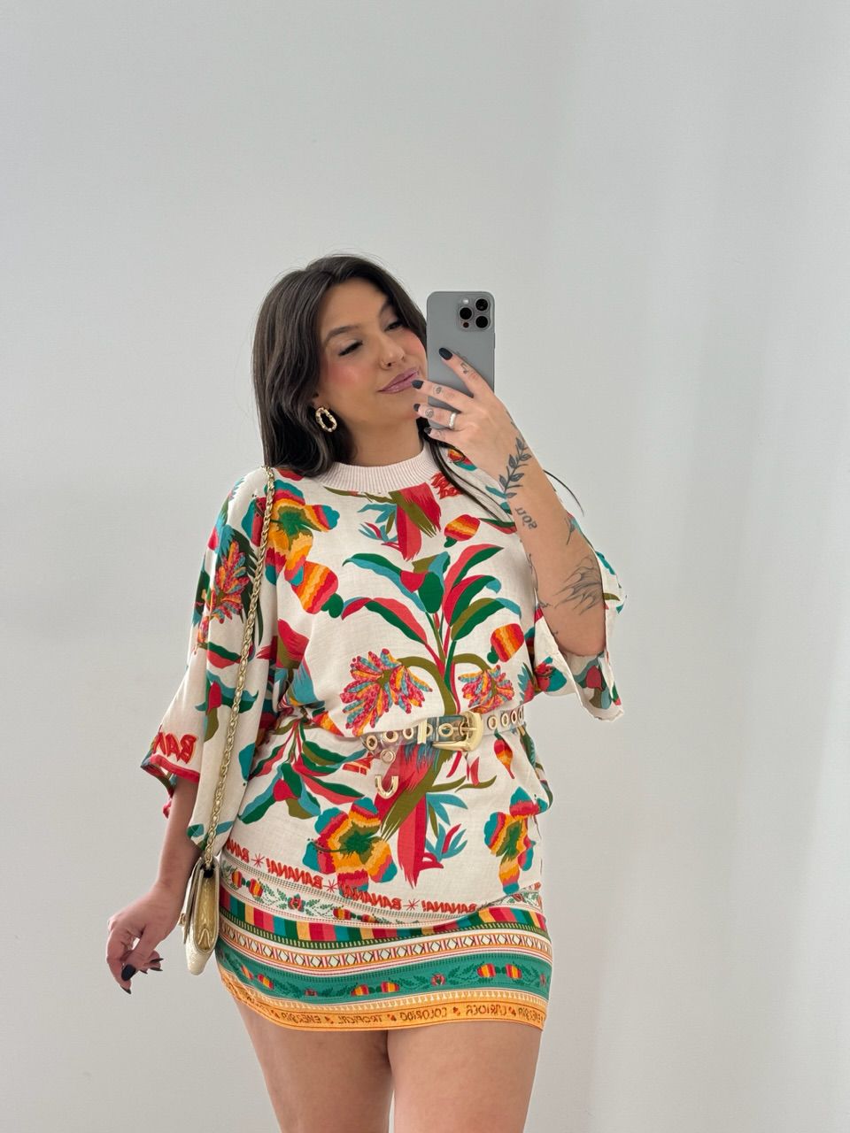 VESTIDO ESTAMPA ARARA OFF