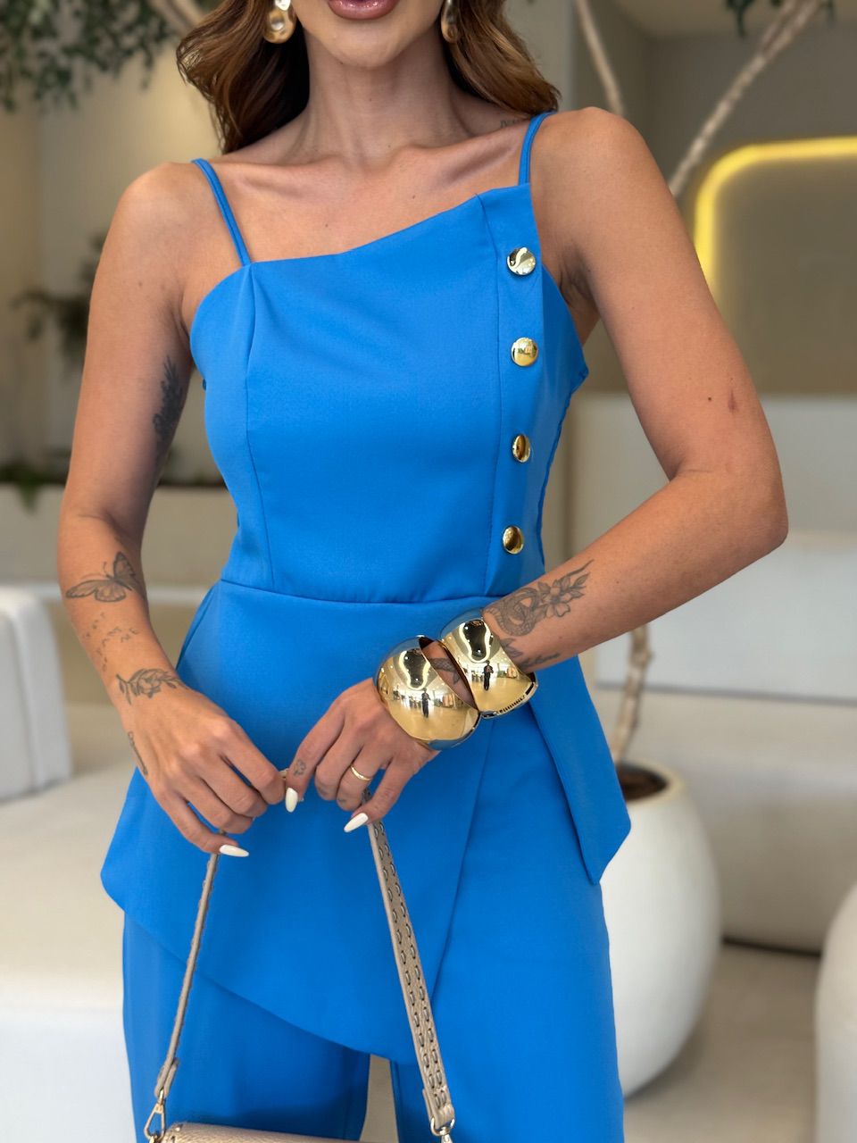 CONJUNTO AGNES BLUSA ASSIMÉTRICA AZUL
