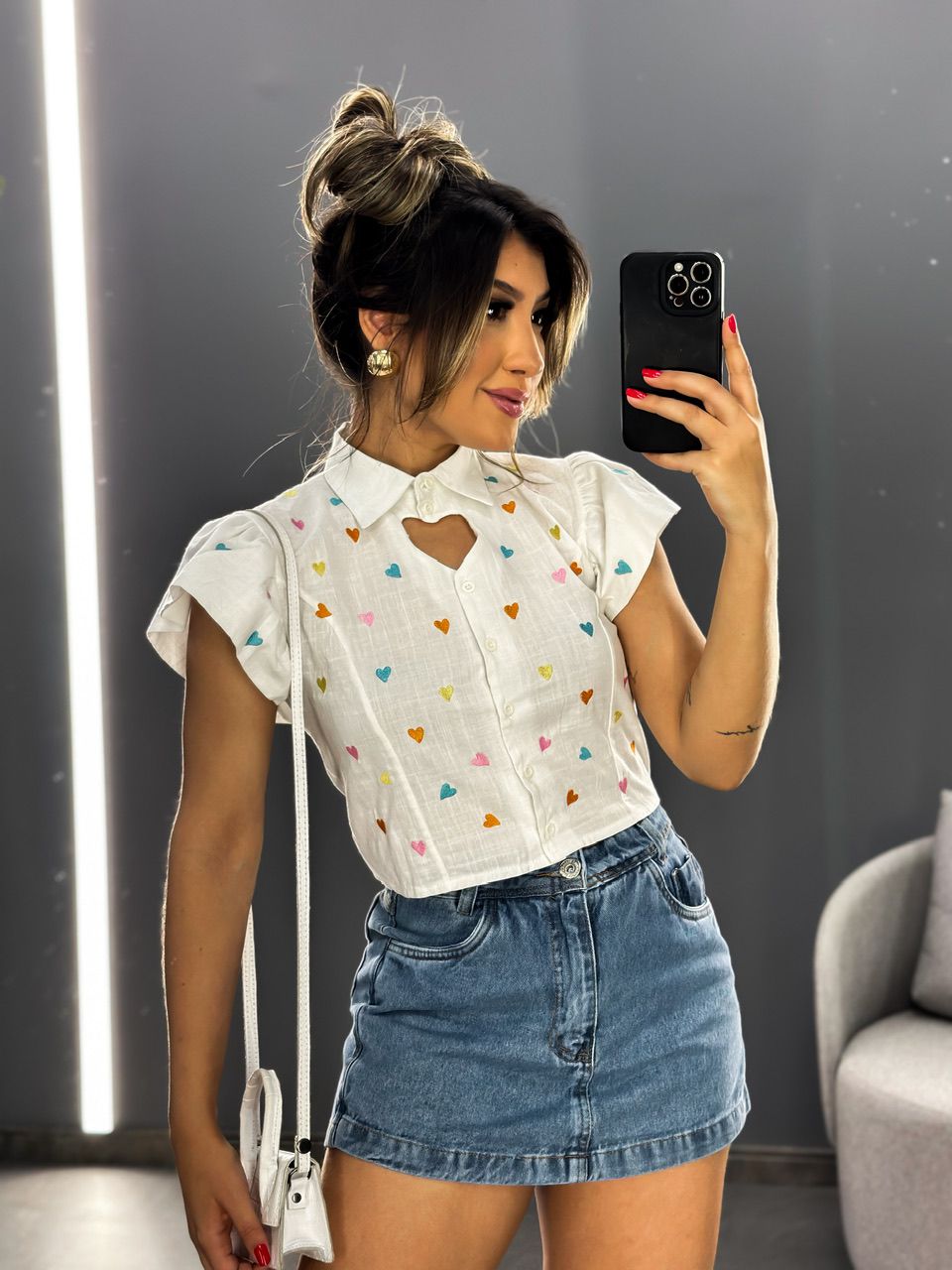 CAMISA HELENA CORAÇÃO OFF - 0046050048 - CAROLLA FERRARO
