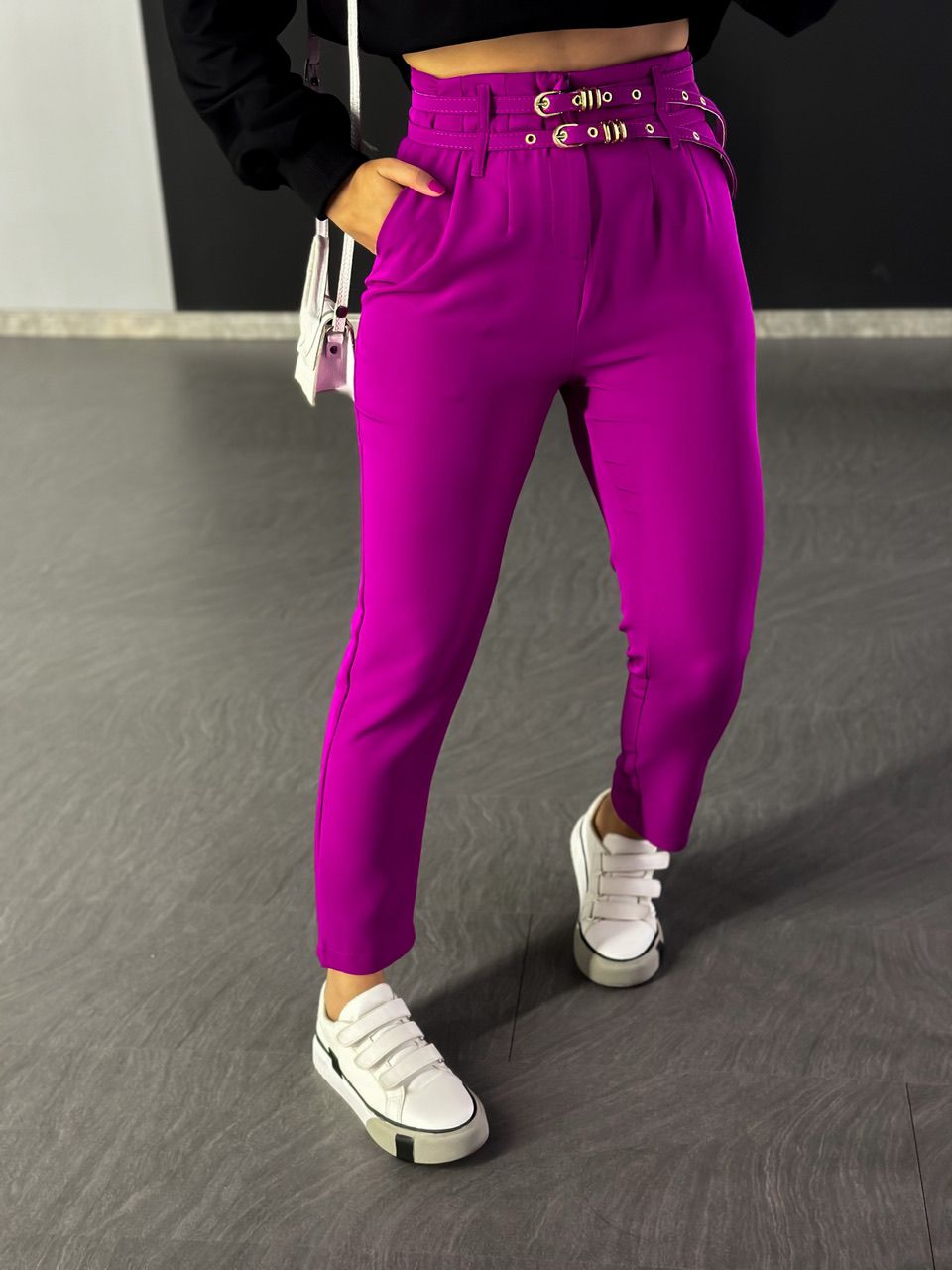CALÇA YARA SKINNY FUCSIA - 0048340120 - CAROLLA FERRARO