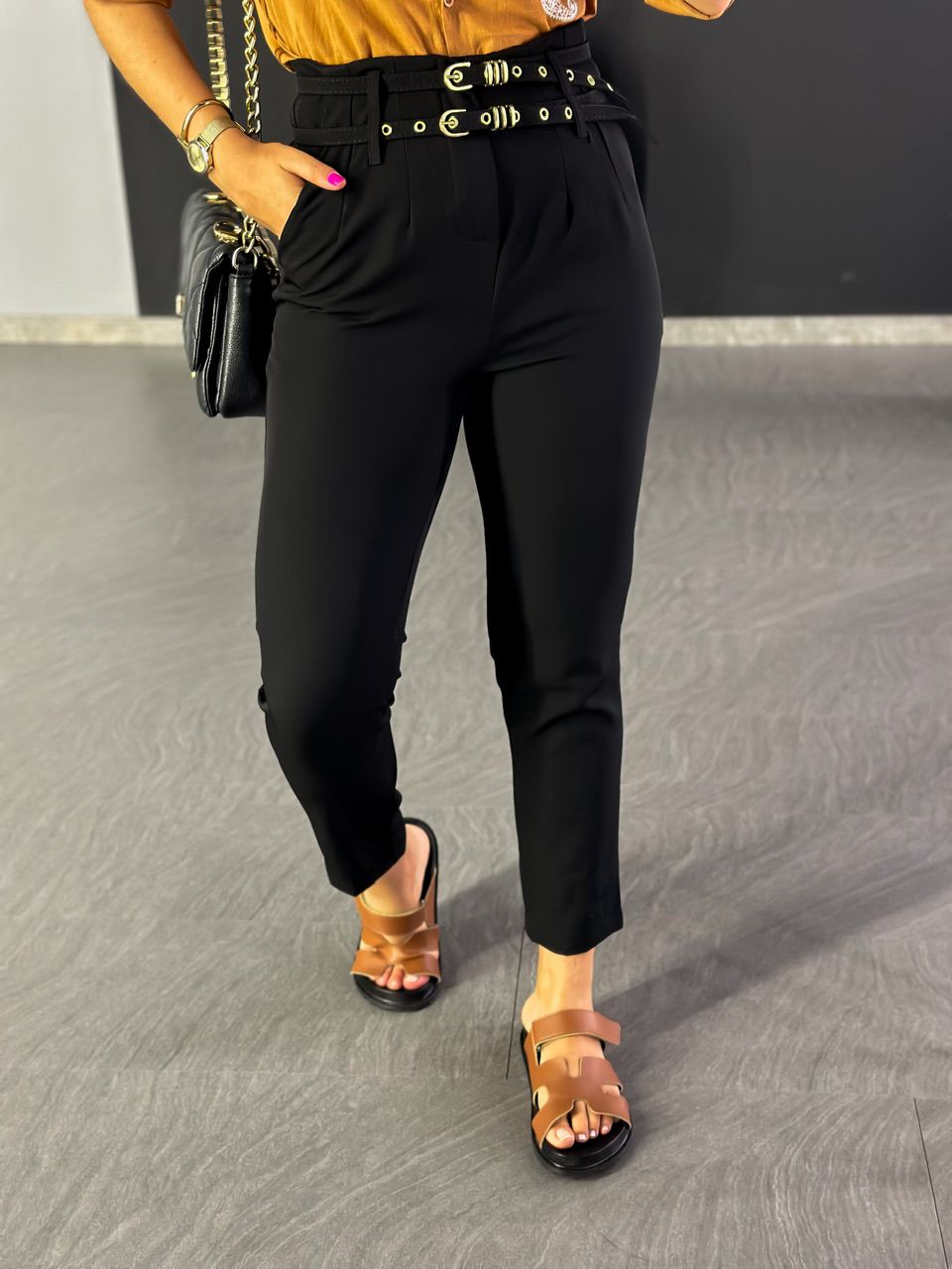 CALÇA YARA SKINNY PRETA - 0048340033 - CAROLLA FERRARO