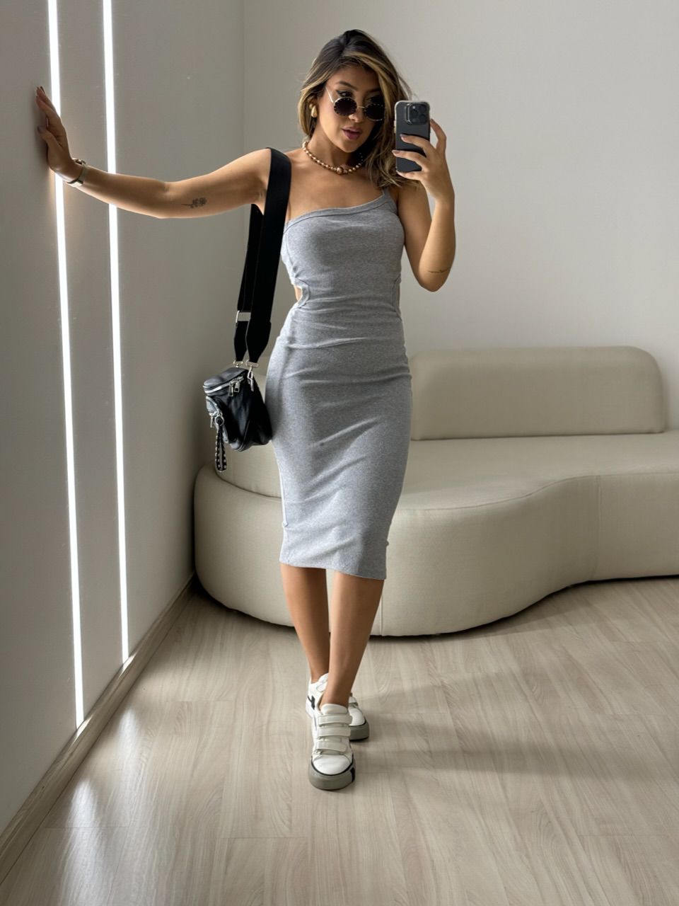 VESTIDO BETINA CANELADO CINZA