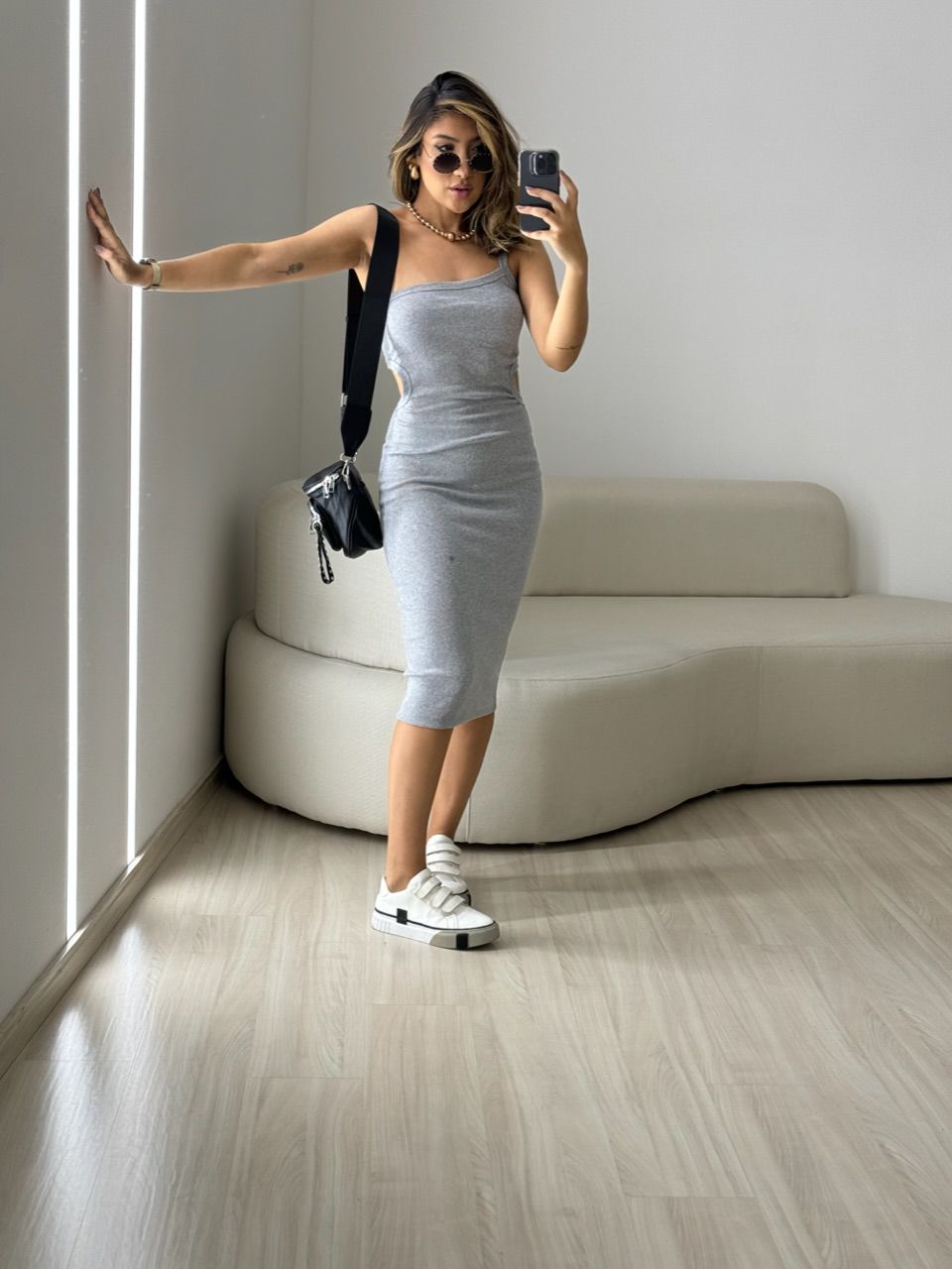 VESTIDO BETINA CANELADO CINZA