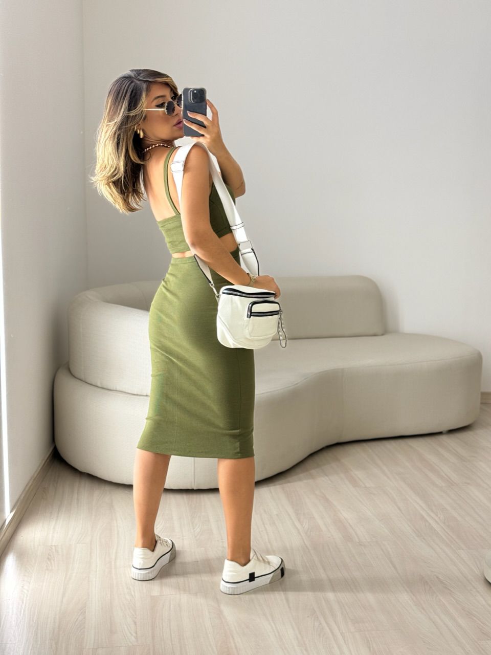 VESTIDO BETINA CANELADO VERDE