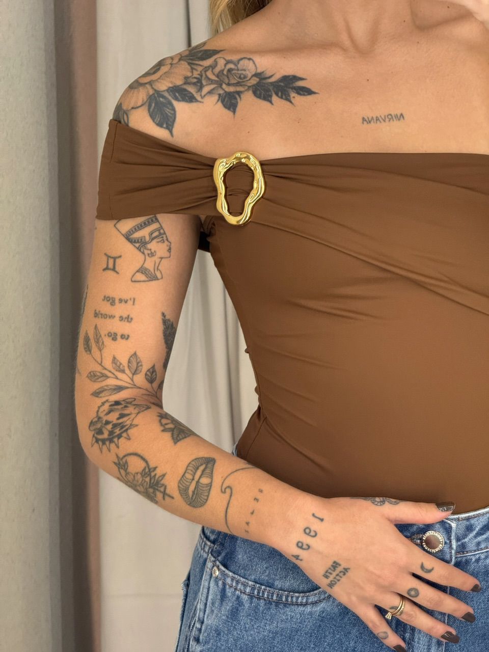 BODY LIZ NULA MANGA Marrom