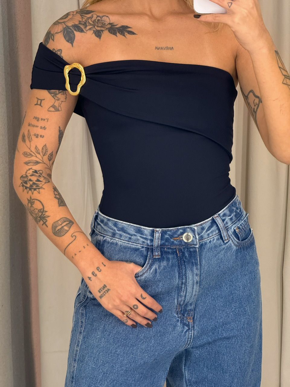 BODY LIZ NULA MANGA preto