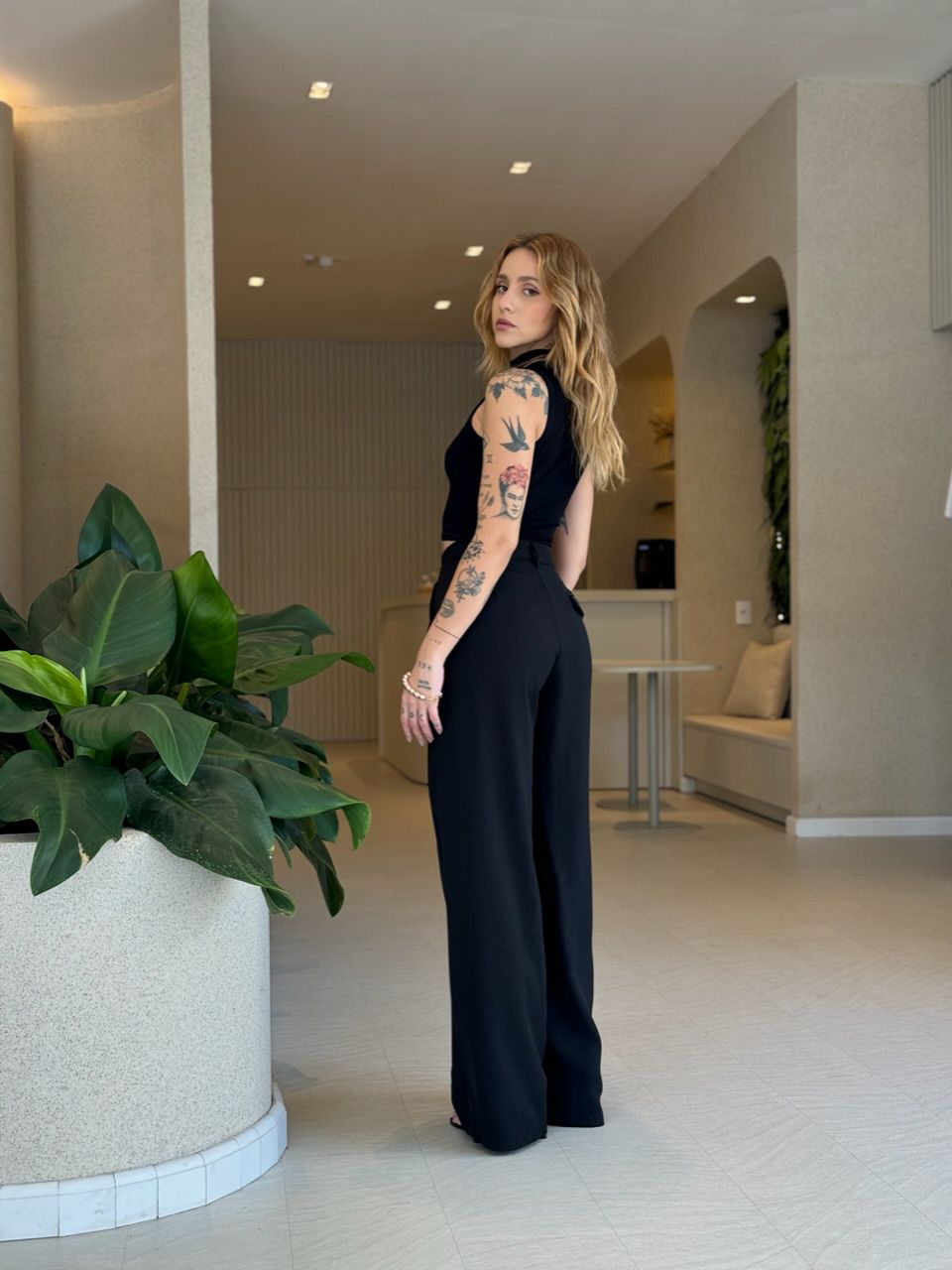 CALÇA INGRID PANTALONA PRETA