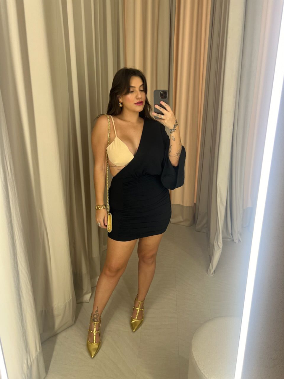 VESTIDO COM TOP NULA MANGA PRETO