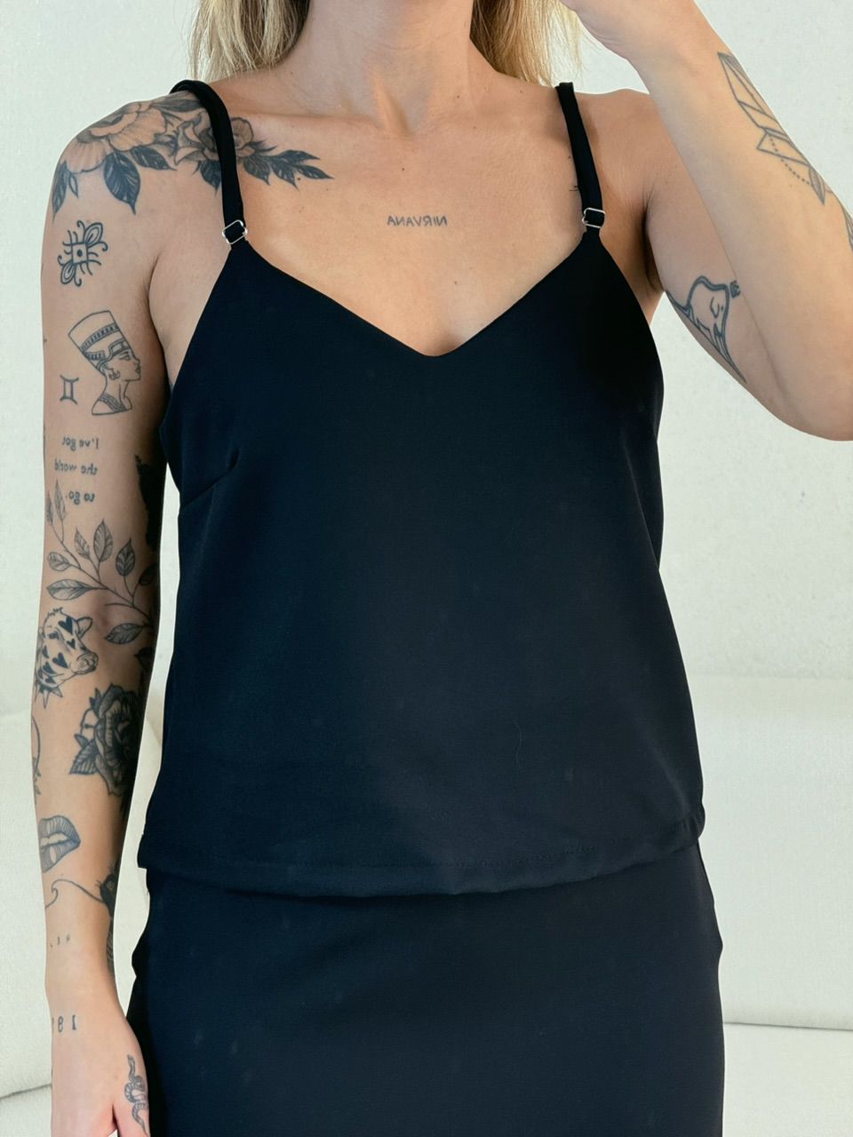 CONJUNTO PRISCILA SAIA MIDI PRETO